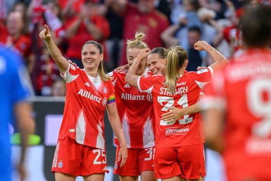 Bundesliga femminile, nuovo record di spettatori durante Bayern Monaco-Bayer Leverkusen- immagine 2