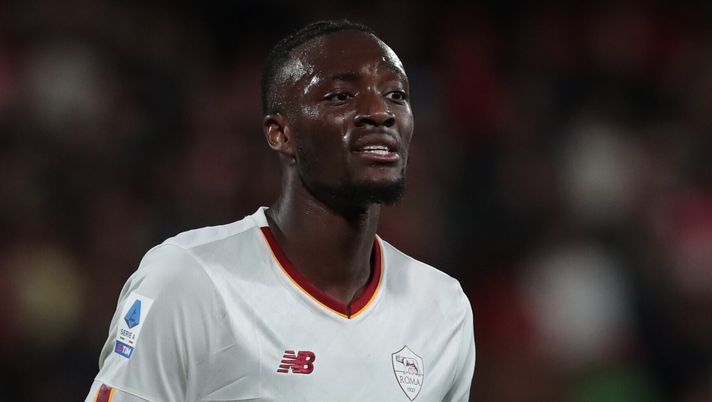 Roma, Abraham insegue Mourinho: il tris di coppe vale un record mondiale - immagine 1