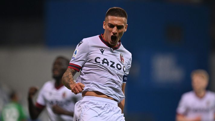 Quel silenzio intorno al centrocampo viola: tutte le strade portano a Dominguez - immagine 1