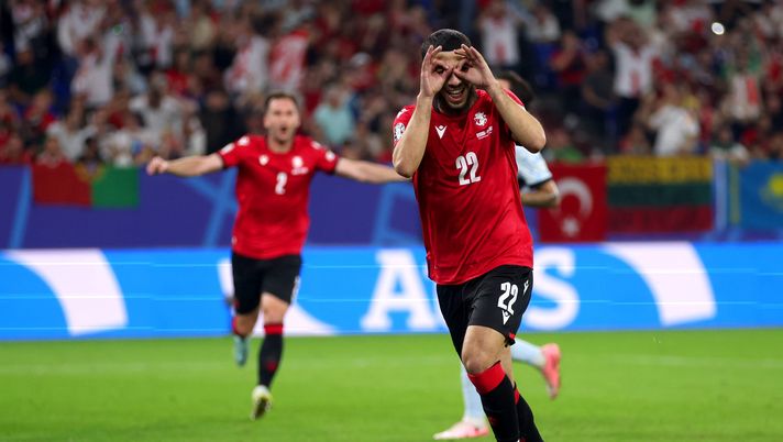 Mikautadze, l’attaccante è vicinissimo ad un top club francese: i dettagli - immagine 1