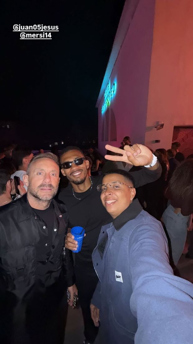 Juan Jesus, sabato sera di relax: c’era anche il fratello di Alisson Santos! – FOTO- immagine 2