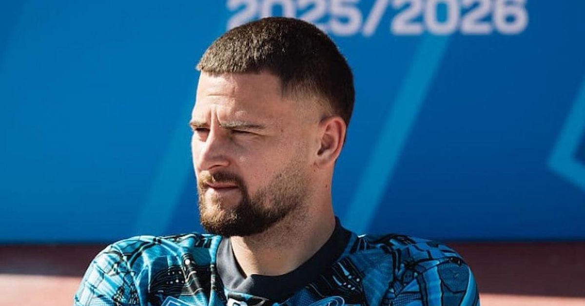 Pure il terzo portiere del Napoli alimenta le polemiche: “Il calcio è una pagliacciata”