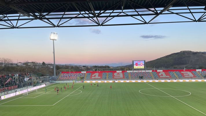 Il Teramo cala il tris: 3-0 all’Ancona e sorpasso in classifica Il Teramo cala il tris: 3-0 all’Ancona e sorpasso in classifica - immagine 1