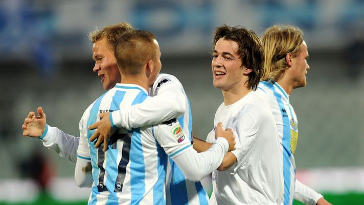 PESCARA, ITALY - DECEMBER 09: Ante Vukusic of Pescara celebrates after scoring the goal 2-0 during the Serie A match between Pescara and Genoa CFC at Adriatico Stadium on December 9, 2012 in Pescara, Italy. (Photo by Giuseppe Bellini/Getty Images) Ag. Delle Monache: “Marco tifa Pescara, Zeman ha avuto coraggio” E sulla Sampdoria… - immagine 1