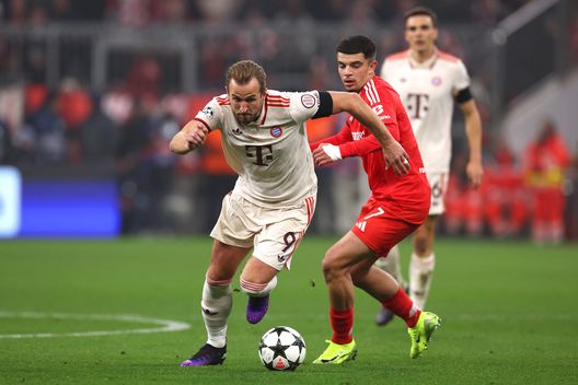 Harry Kane nel corso dell'ultima sfida tra Benfica e Bayern Monaco (Foto di Alexander Hassenstein/Getty Images) Benfica-Bayern Monaco chiude il Gruppo C: ancora Goal e Over?- immagine 4