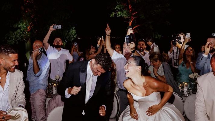 La moglie di Pavard: “Tutto è iniziato con un’amicizia. Benjamin diceva da anni che…”  La moglie di Pavard: “Tutto è iniziato con un’amicizia. Benjamin diceva da anni che…” - immagine 1