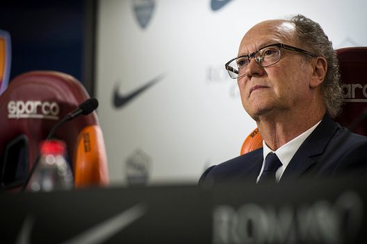 Paulo Roberto Falcao a Roma nel 2017. Milan-Roma, Falcao: 'Due grandi allenatori e una Roma consapevole'