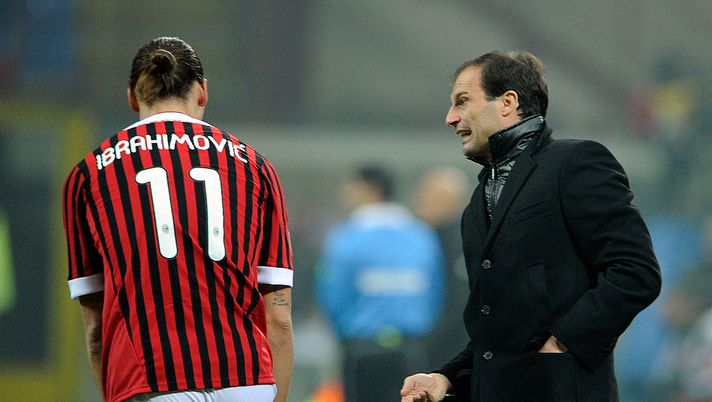 MILAN, ITALY - NOVEMBER 27:  Head coach Massimiliano Allegri and Zlatan Ibrahimovic of AC Milan during the Serie A match between AC Milan v AC Chievo Verona at Stadio Giuseppe Meazza on November 27, 2011 in Milan, Italy.  (Photo by Claudio Villa/Getty Images)  milan-massimiliano-allegri-allenatore-caratteristiche-identikit-figura-carriera-personaggio