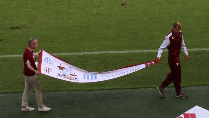 Torino e Racing, la bandiera sfila al Grande Torino - immagine 1