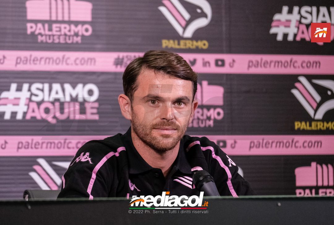 FOTO RITIRO PALERMO, Matteo Brunori in conferenza stampa (Gallery) - immagine 18