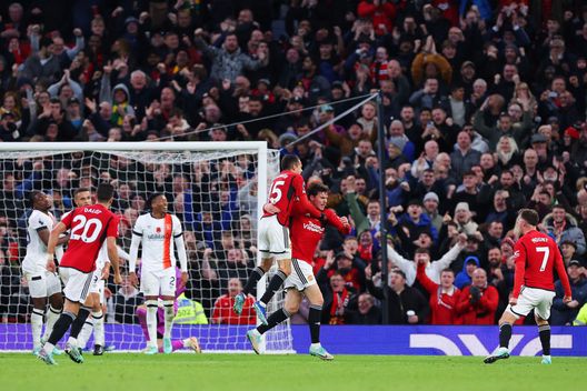 Manchester United, i tifosi sono stanchi: ecco chi rinuncia al proprio abbonamento…- immagine 2