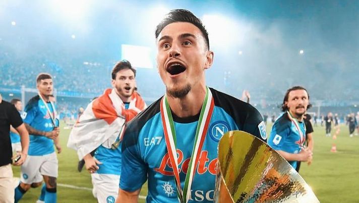 FOTO Elmas dice addio al Napoli: il commento di Osimhen ed Olivera - immagine 1