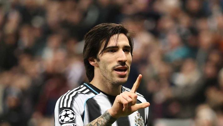 Milan, Tonali brilla a Newcastle: primo gol in Champions e MVP del match