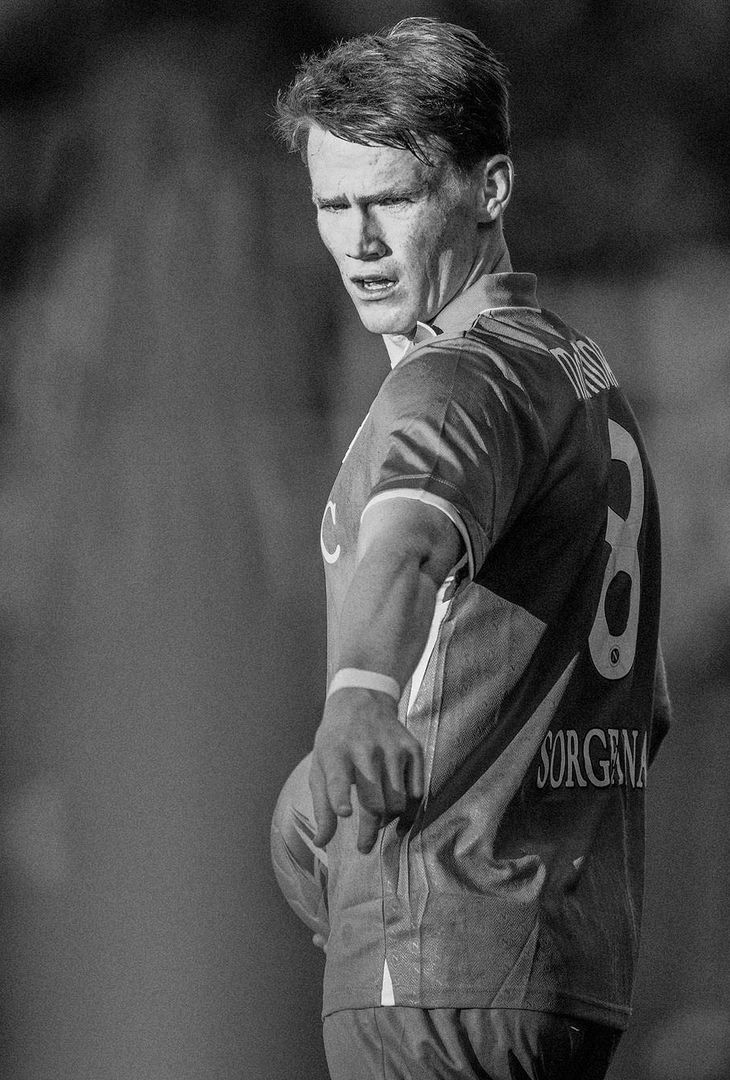 GALLERY Solidità, la caratteristica del Napoli di Conte: i suggestivi scatti - immagine 15