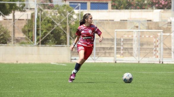 Céline Haydar in condizioni critiche dopo un bombardamento: paura per la giovane stella del calcio libanese - immagine 1