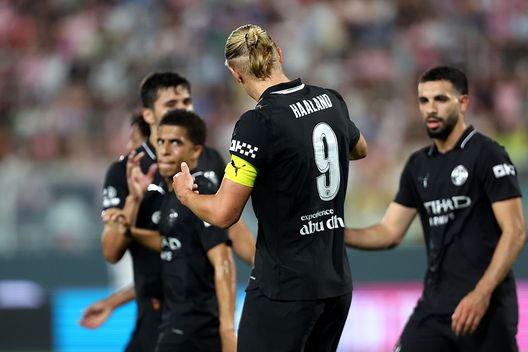 Palermo, Italia - 9 agosto 2025: Erling Haaland esulta dopo avet segnato contro il Palermo. (Foto di Maurizio Lagana/Getty Images) Anglo-Palermitan Trophy, Palermo-Manchester City 0-3: Reijnders ne fa due- immagine 2