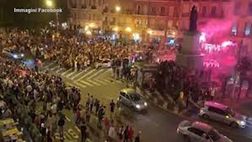 Cagliari in Serie A: scoppia la festa nella città sarda | VIDEO
