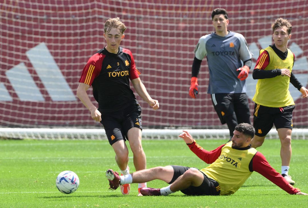 Verso Roma-Juventus: l’allenamento a Trigoria – FOTO GALLERY - immagine 11