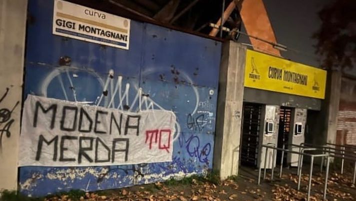 Incursione pre-derby, striscione reggiano nella notte: sotto la curva del Modena… - immagine 1
