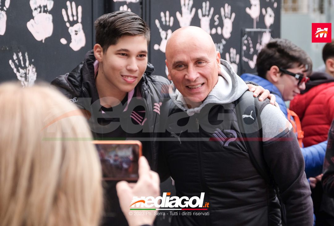 FOTO Parma-Palermo, il Palermo in partenza dal ‘Renzo Barbera’ (GALLERY) - immagine 22