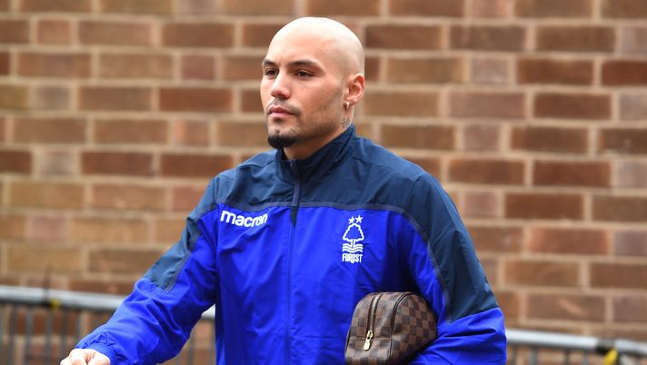 NOTTINGHAM, ENGLAND - JANUARY 26: Yohan Benalouane of Nottingham Forest arrives at the City Ground ahead of the Sky Bet Championship match at City Ground on January 26, 2019 in Nottingham, England. (Photo by Tony Marshall/Getty Images) Benalouane: “Per la Fiorentina domani è decisiva. Palladino sa gestire un gruppo” - immagine 1