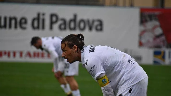 LA POSTA DEI LETTORI Squadra vuota, molle, fragile: cosa succederà con l’Avellino? - immagine 1