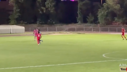 VIDEO / Incredibile autogol da metà campo: dall’Inghilterra l’errore dell’anno