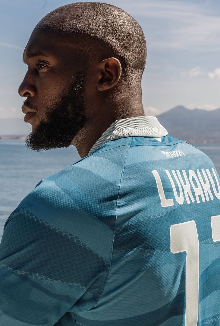 GALLERY “Partenope Jersey”, il Napoli presenta la nuova maglia: le prime immagini - immagine 5