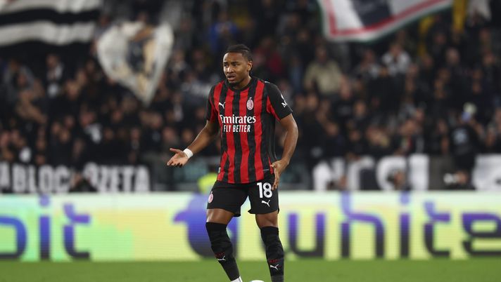 TURIN, ITALY - OCTOBER 05: Christopher Nkunku of AC Milan in action during the Serie A match between Juventus FC and AC Milan at Allianz Stadium on October 05, 2025 in Turin, Italy. (Photo by Giuseppe Cottini/AC Milan via Getty Images) nkunku-forfait-assoluto-allegri-non-lo-convoca-per-milan-fiorentina-tempi-di-recupero