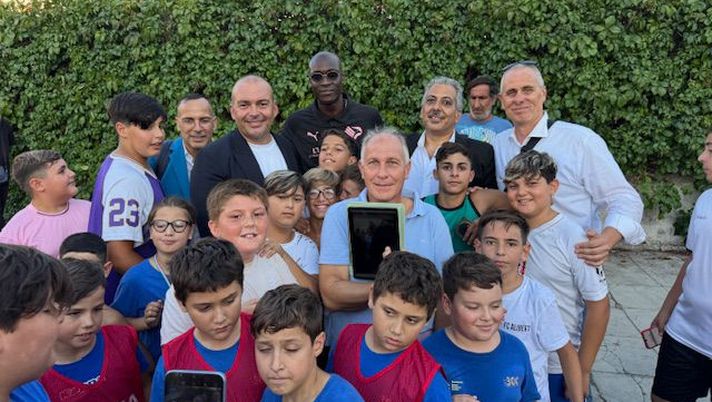 Palermo, Gomis a Brancaccio per il torneo giovanile in memoria di Padre Pino Puglisi Palermo, Gomis a Brancaccio per il torneo giovanile in memoria di Padre Pino Puglisi - immagine 1