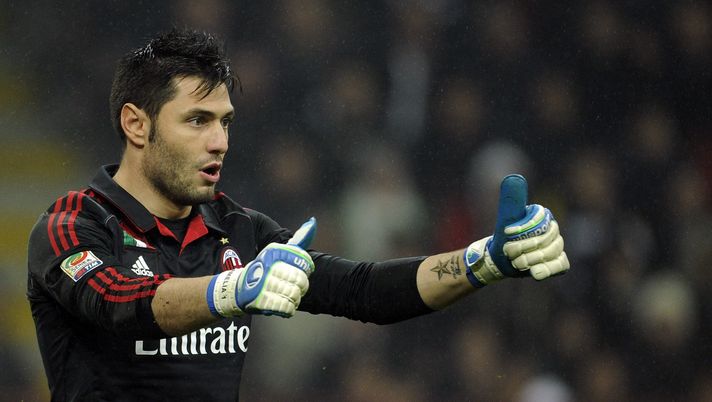 MILAN, ITALY - NOVEMBER 25: Marco Amelia of AC Milan during the Serie A match between AC Milan and Juventus FC at San Siro Stadium on November 25, 2012 in Milan, Italy. (Photo by Claudio Villa/Getty Images) ESCLUSIVA Marco Amelia: “Ecco perché Allegri è l’allenatore giusto per il Milan” - immagine 1