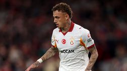 Lang rassicura tutti: “L’operazione è andata bene, grazie per i messaggi!” FOTO