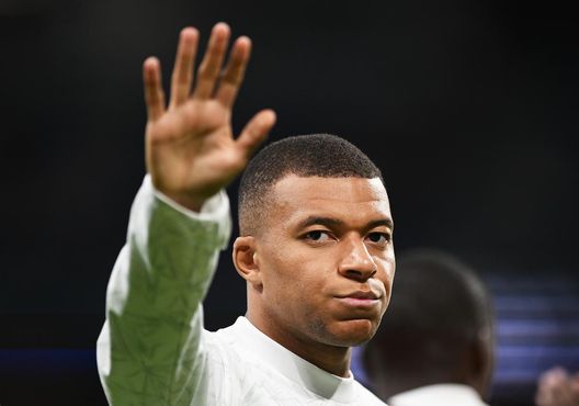 Mbappé parla di fake news, la procura svedese conferma una denuncia di stupro: “È in corso…” Mbappé parla di fake news, la procura svedese conferma una denuncia di stupro: “È in corso…” - immagine 1