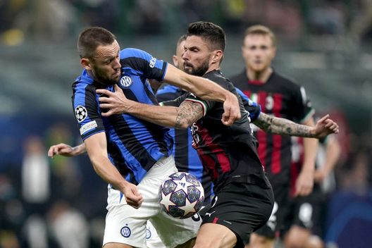 Euroderby, tifosi nel mirino Inter e Milan multate dall’UEFA- immagine 3