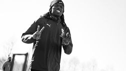 Leao si infortuna, Leao sorride: è sempre se stesso, in estate si vedrà