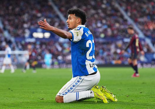 Valencia, Spagna - 11 gennaio 2026: Omar El Hilali dell'Espanyol durante la partita contro il Levante. (Foto di Aitor Alcalde/Getty Images) “Sei arrivato su un gommone”: l’insulto razzista di Rafa Mir nei confronti di El Hilali- immagine 2