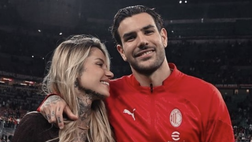 Fiocco rosa per Theo Hernandez e Zoe Cristofoli, aspettano una bambina: ecco l’annuncio