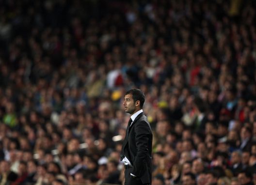 Pep Guardiola nei suoi anni da tecnico blaugrana. (Photo by Jasper Juinen/Getty Images) Pep Guardiola, la Champions League e l’ossessione crociana: tutto è storia, nient’altro che storia- immagine 5