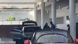 VIDEO / Scamacca, l’arrivo a Ciampino con la fidanzata