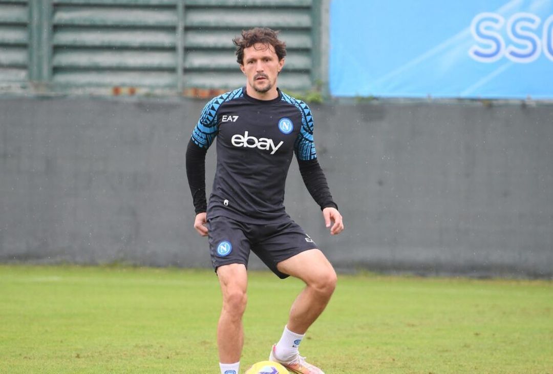 GALLERY Seduta del Napoli in vista del Cagliari: gli scatti dell’allenamento - immagine 4