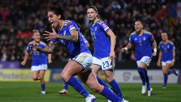 VICENZA, ITALY - MARCH 07: Martina Piemonte of Italy celebrates after scoring the opening goal during the 2027 FIFA Women's World Cup Qualifier match between Italy and Denmark at Stadio Romeo Menti on March 07, 2026 in Vicenza, Italy. (Photo by Alessandro Sabattini/Getty Images) WOMEN | Lazio, Piemonte e la Nazionale: “Ancora tutto aperto, ora…” - immagine 1