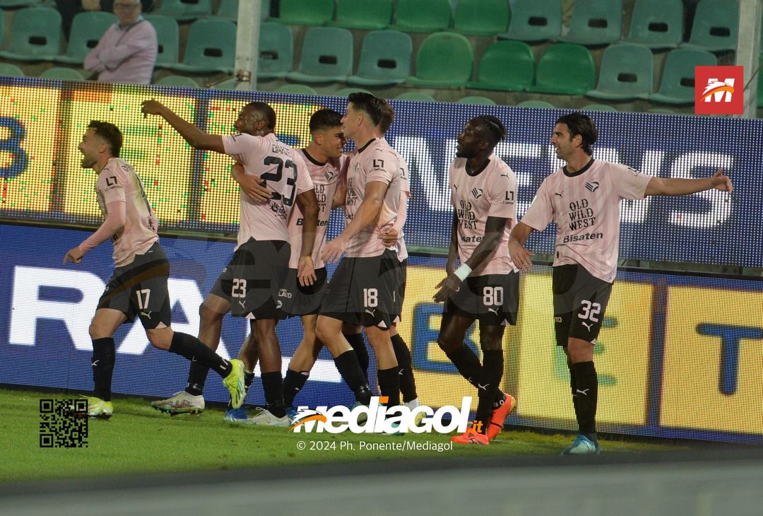 FOTO Palermo-Como 3-0, 25ª giornata Serie B 2023-2024 (GALLERY) - immagine 57