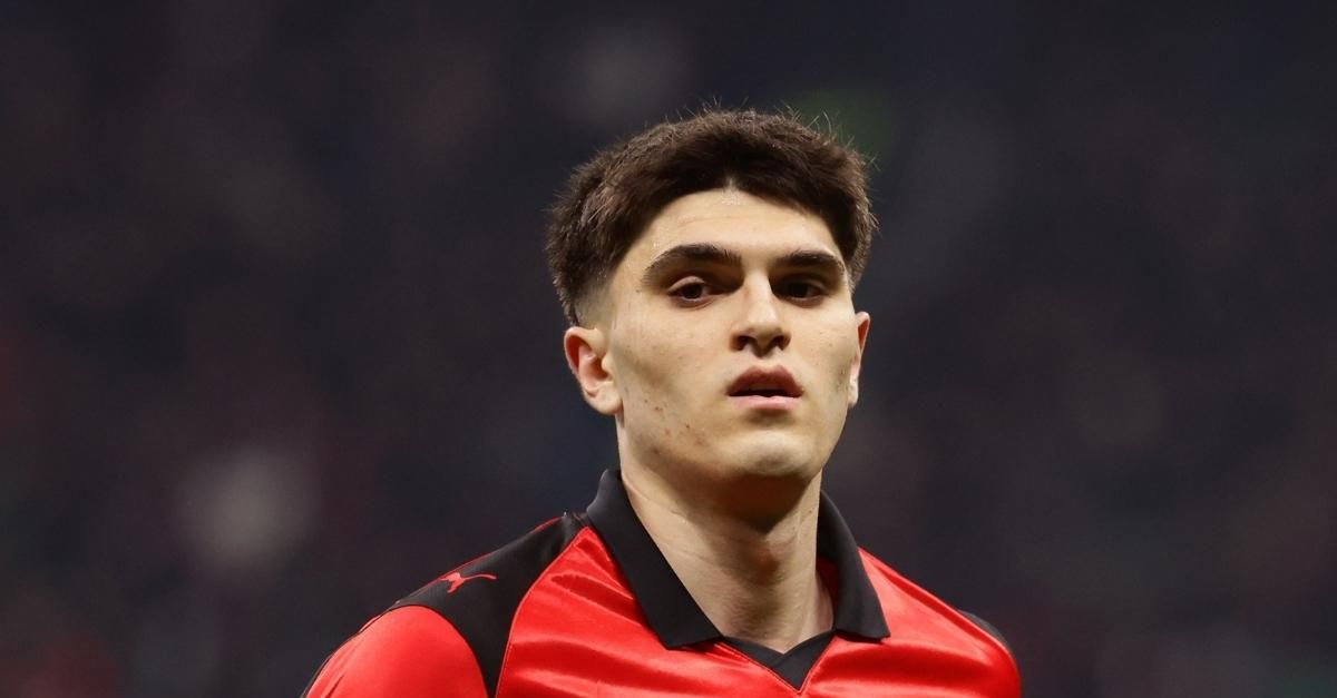 bartesaghi crescita e coraggio dal milan futuro alla prima squadra ecco chi potrebbe seguire il suo esempio da Pianetamilan.it bartesaghi crescita e coraggio dal milan futuro alla prima squadra ecco chi potrebbe seguire il suo esempio