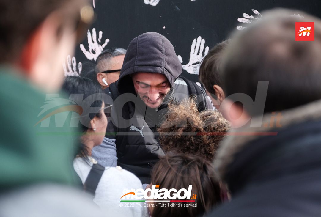 FOTO Como-Palermo, il Palermo in partenza dal ‘Renzo Barbera’ (GALLERY) - immagine 15