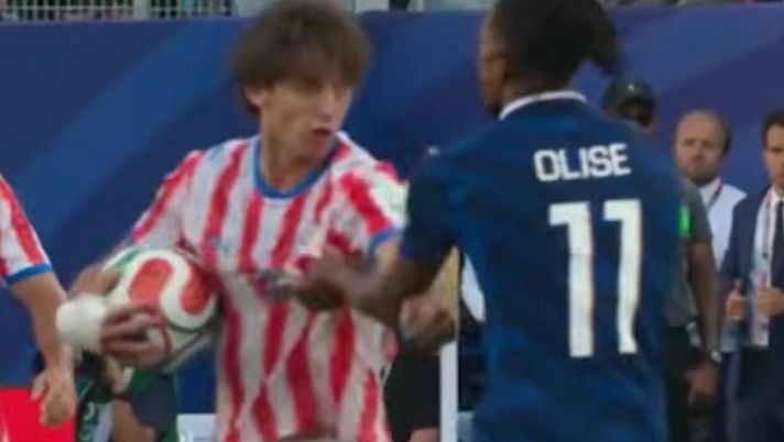 Screen Youtube Francia, ricorso per il giallo a Olise dopo la ‘simulazione’ di Galarza - immagine 1