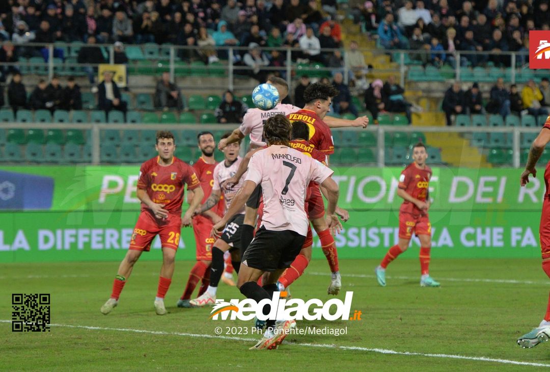 FOTO Palermo-Catanzaro 1-2, 15ª giornata Serie B 2023-2024 (GALLERY) - immagine 25