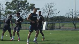 Grinta e concentrazione: il Napoli si allena duramente in vista della Fiorentina