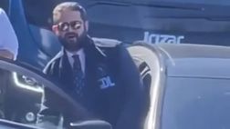 Un gruppo di tifosi gli grida “pappone”: la risposta di Edo De Laurentiis