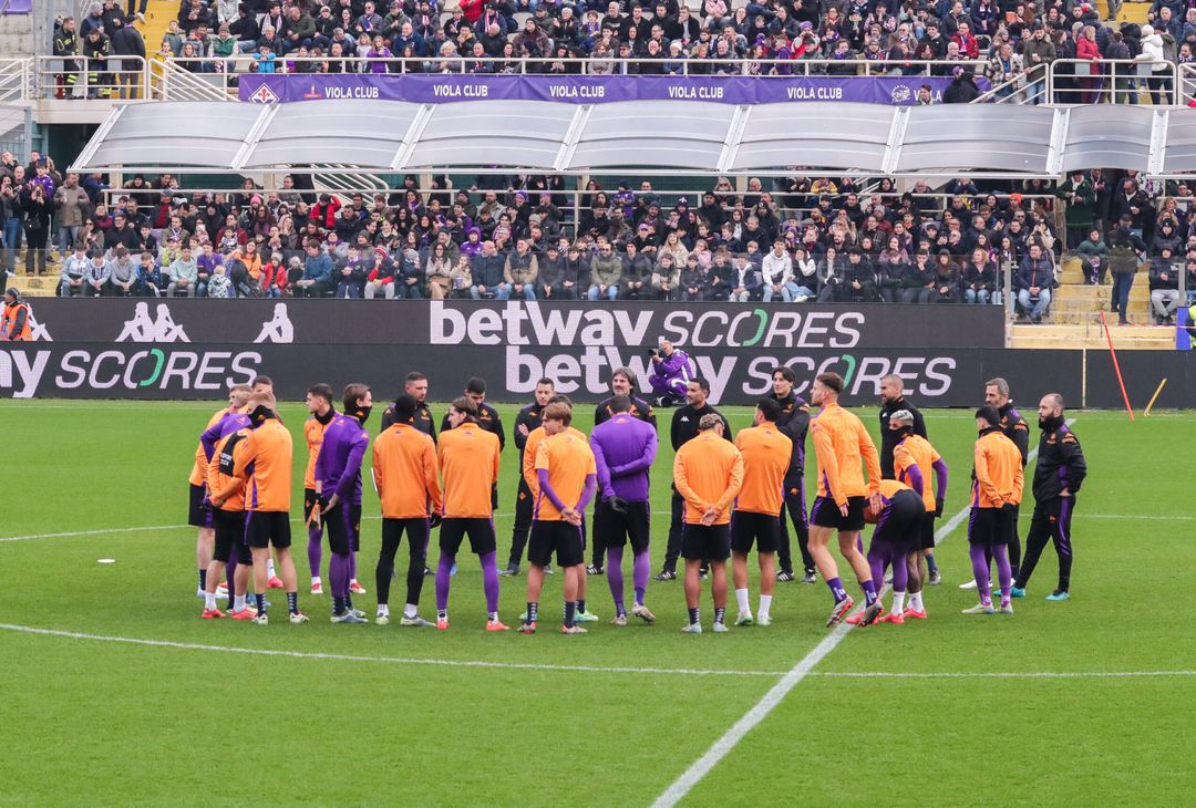 Gallery VN – Allenamento a porte aperte della Fiorentina, le immagini più belle - immagine 34