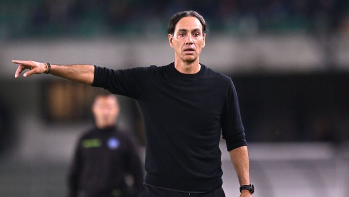 VERONA, ITALY - OCTOBER 21: Alessandro Nesta head coach of Monza during the Serie A match between Verona and Monza at Stadio Marcantonio Bentegodi on October 21, 2024 in Verona, Italy. (Photo by Alessandro Sabattini/Getty Images) Nesta prima di Monza-Como: “Voglio vincere il derby, è un risultato che resta” - immagine 1
